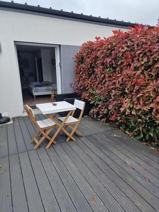 Studio Avec Terrasse Troarn Exterior foto